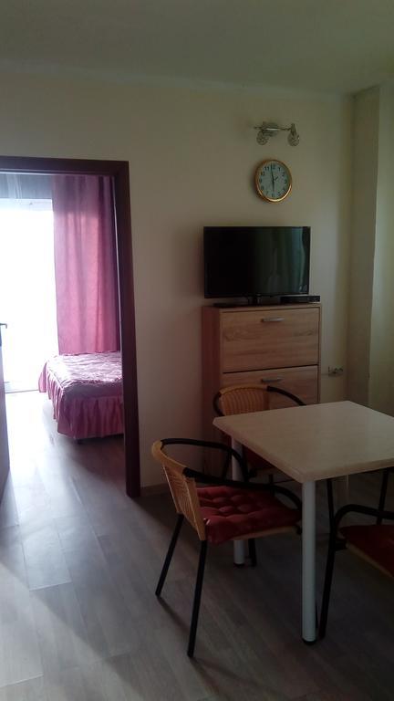 Apartments Dubrava 106 Dobra Voda Habitación foto